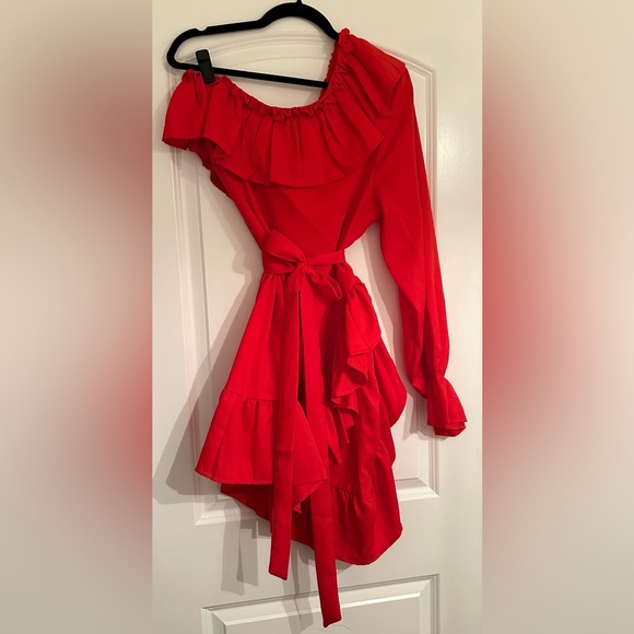 Red one shoulder dress - Picture 1 of 2